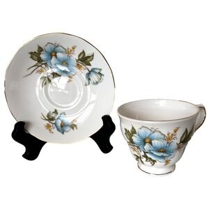 Vintage Queen Anne Bone China Tea Cup Saucer Set Blue Floral Gold Trim England